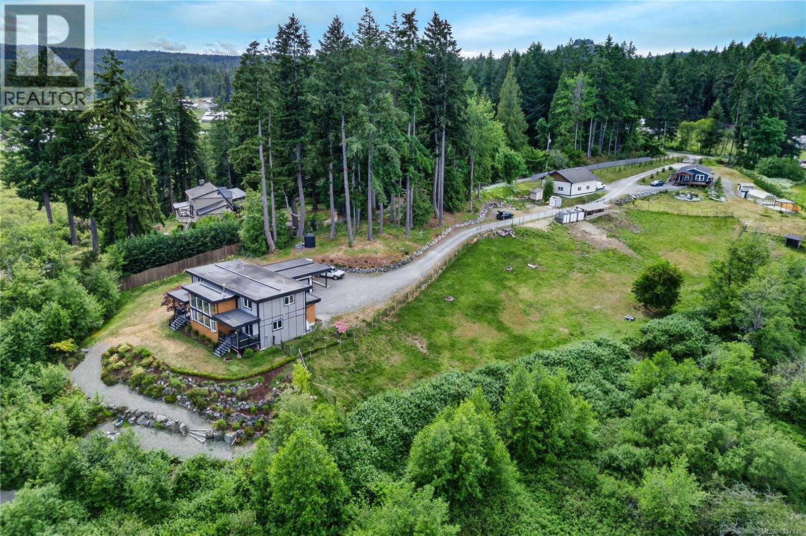 6499/6495 Doumont Rd - 13