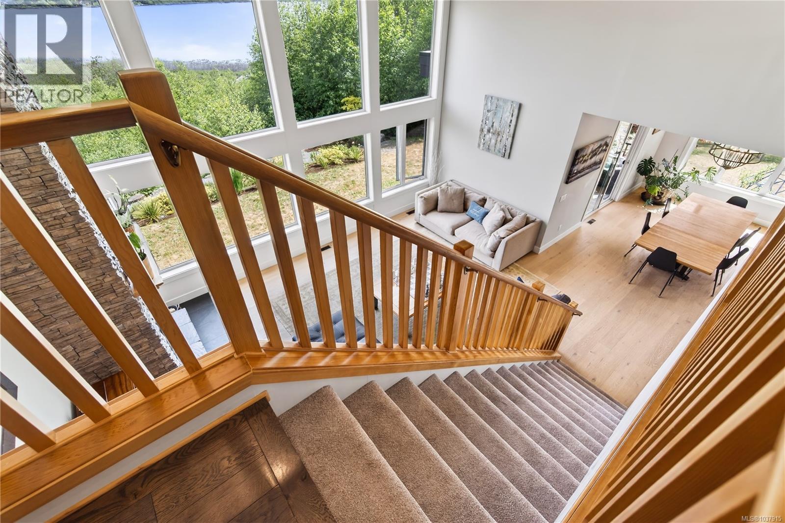 6499/6495 Doumont Rd - 29