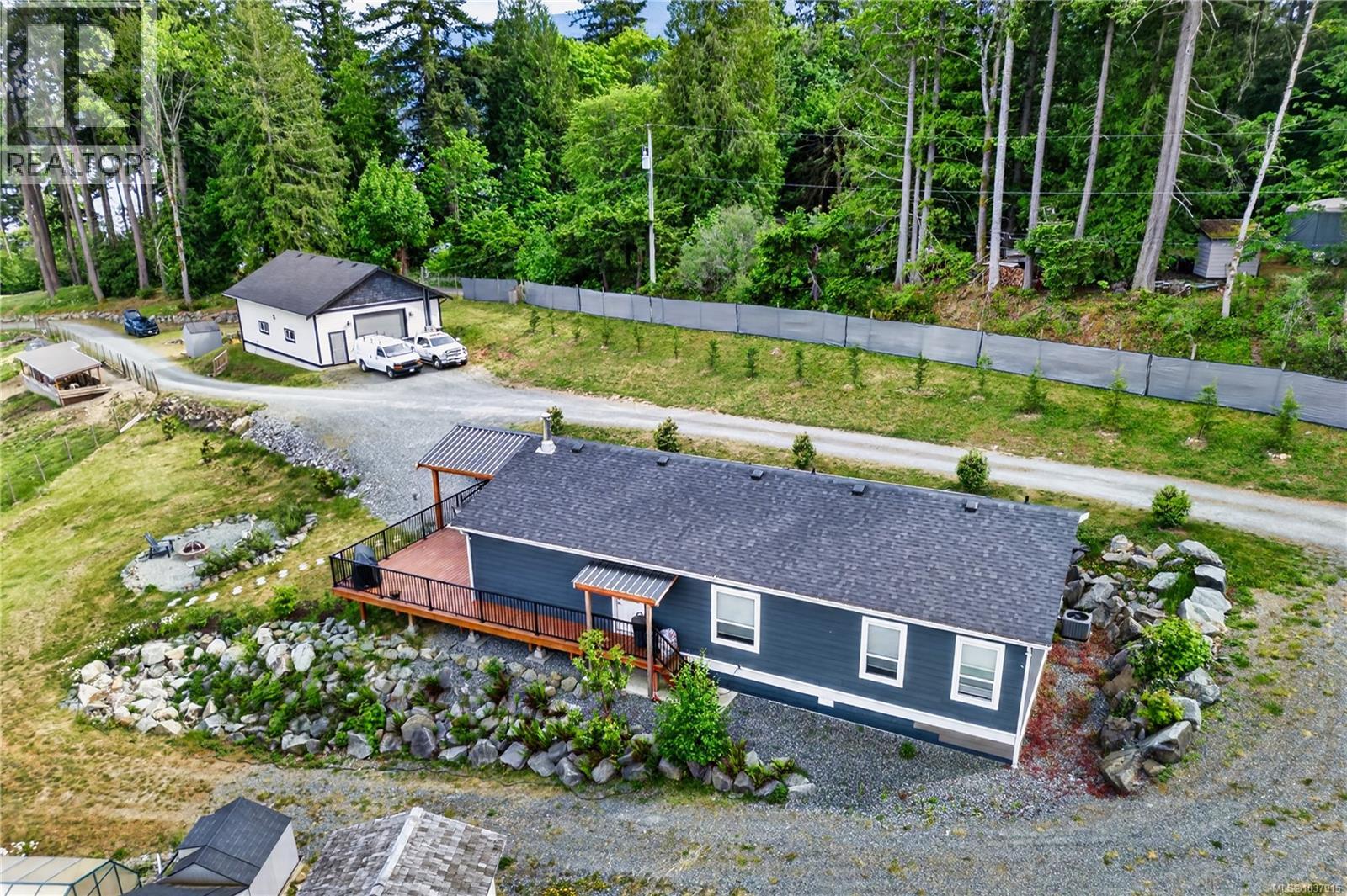 6499/6495 Doumont Rd - 11