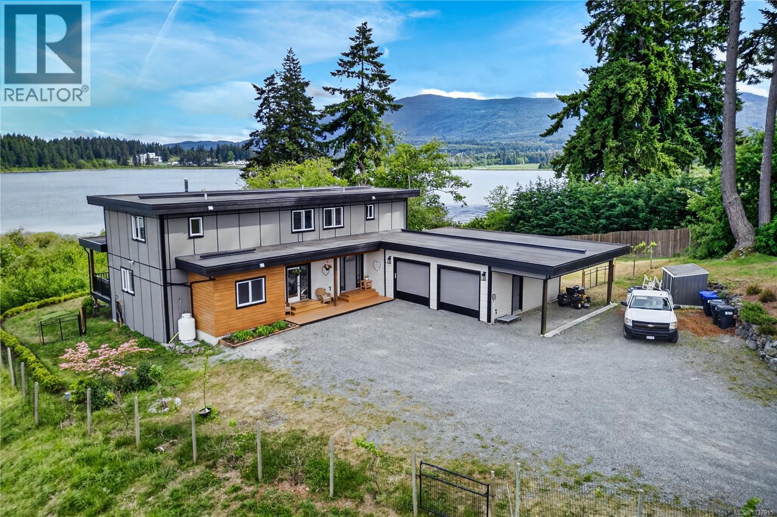 6499/6495 Doumont Rd - 4