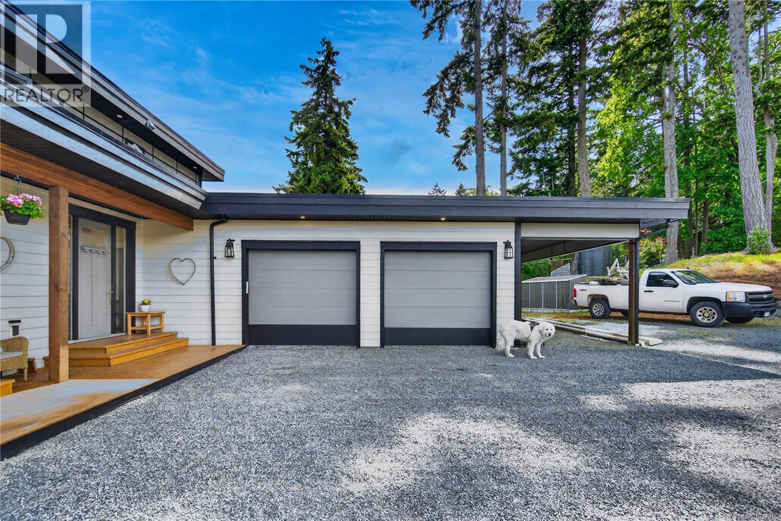 6499/6495 Doumont Rd - 56