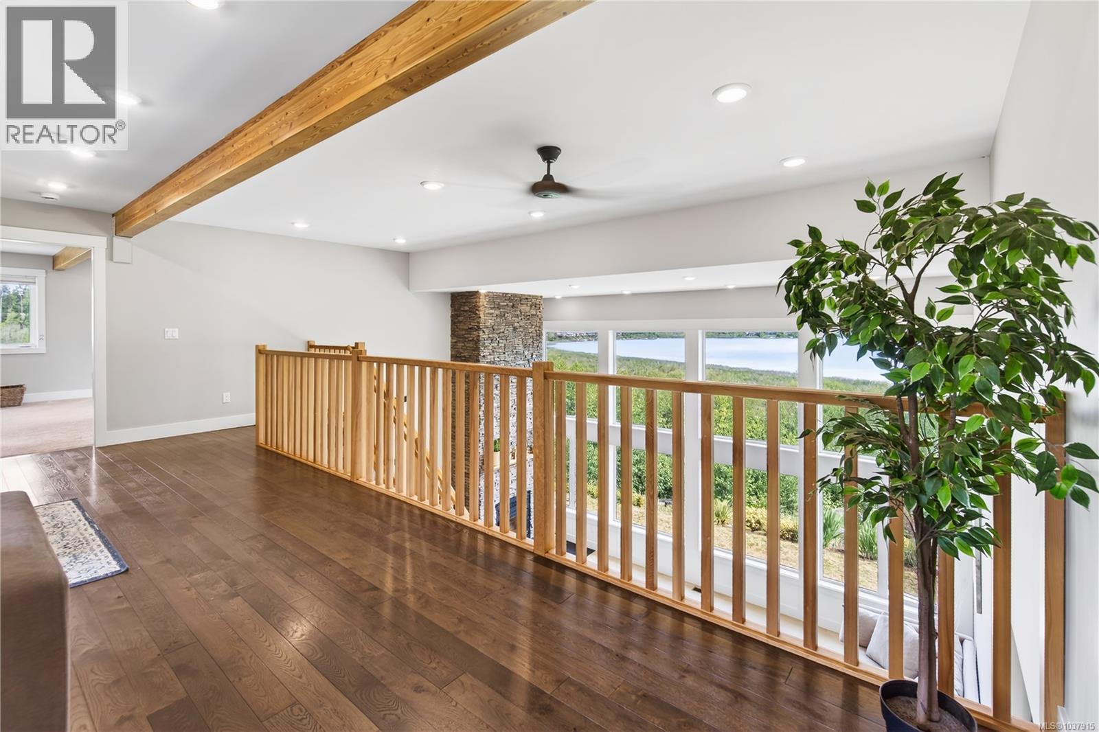 6499/6495 Doumont Rd - 41
