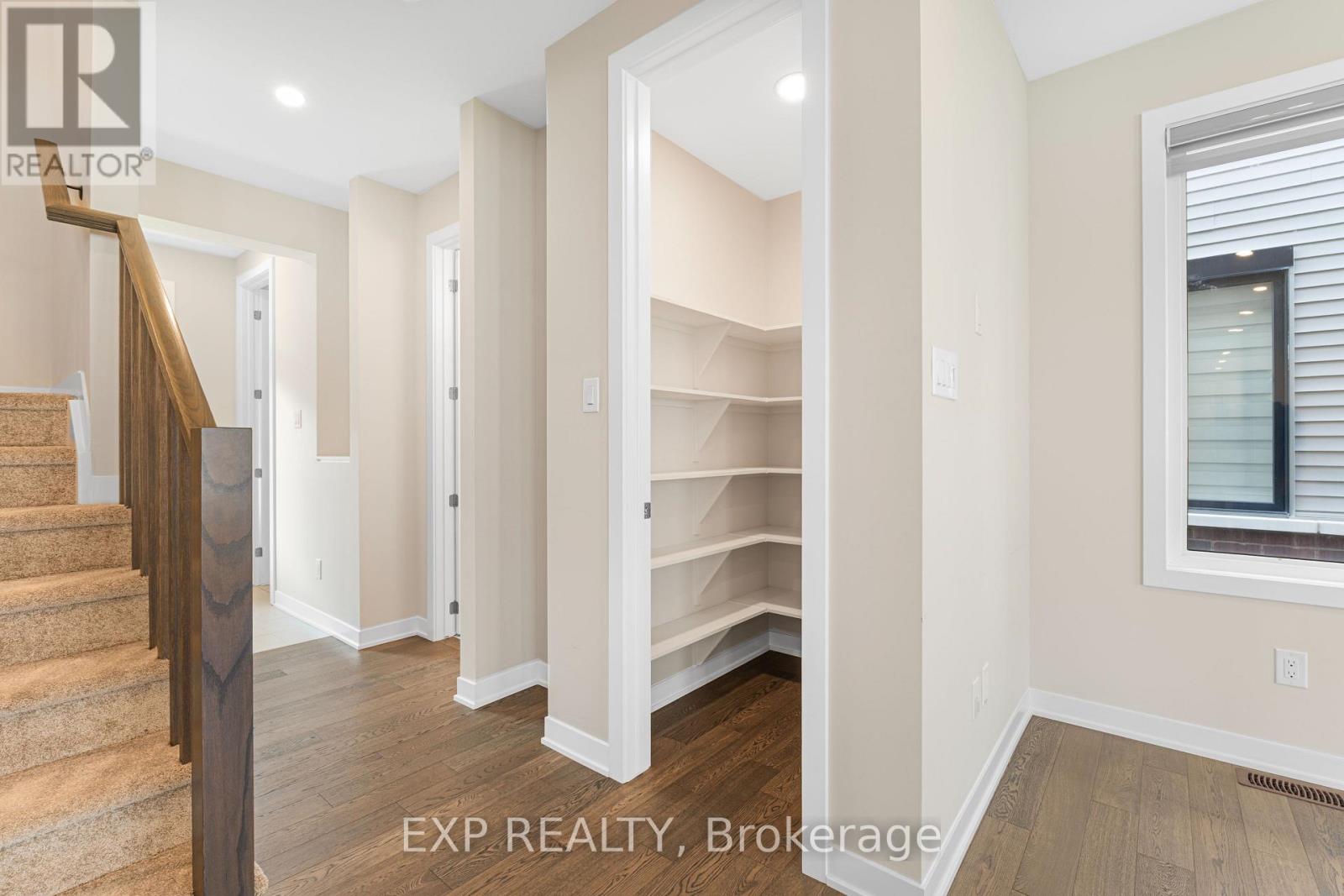 5 Bed, 3 Bath House for Rent in Ottawa – 345 PENINSULA ROAD, Ottawa – MLS# X13641760 - Image 7
