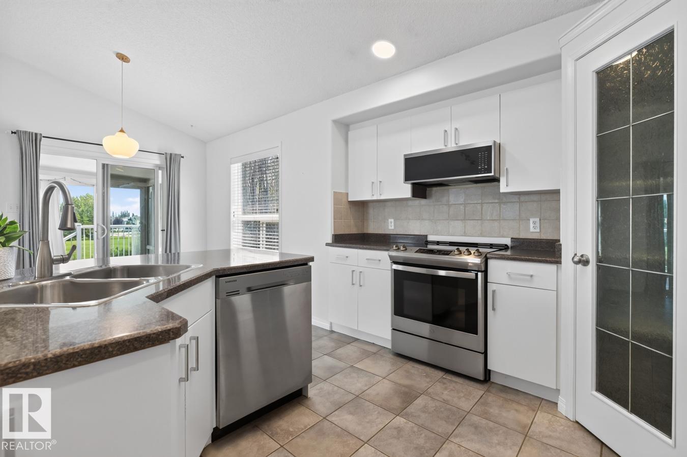 387 FOXBORO WY - Image 16