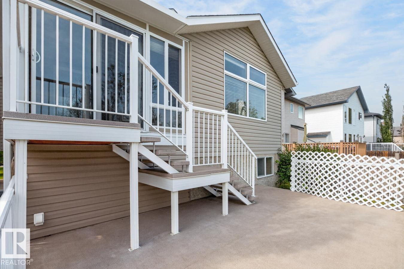 387 FOXBORO WY - Image 44