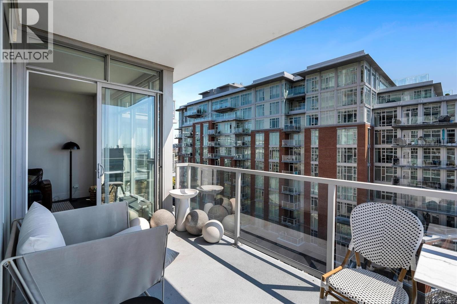 702 83 Saghalie Road, Victoria