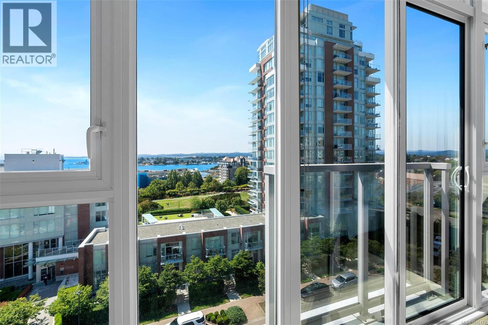 702 83 Saghalie Road, Victoria