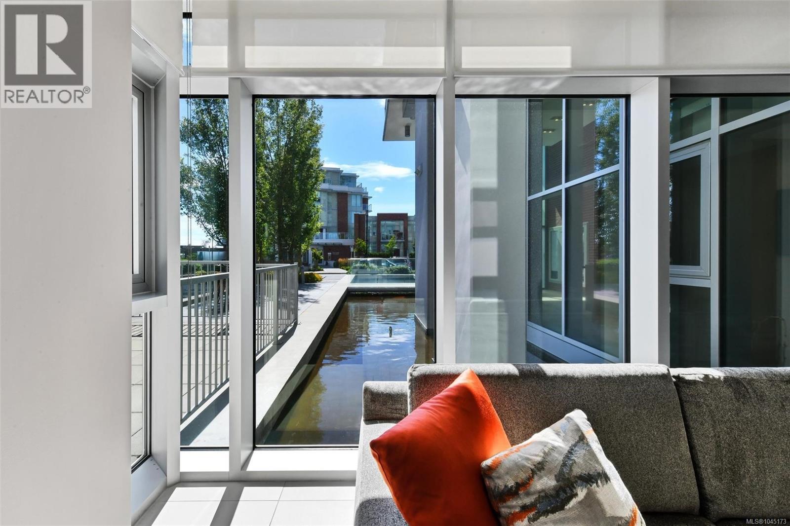 702 83 Saghalie Road, Victoria