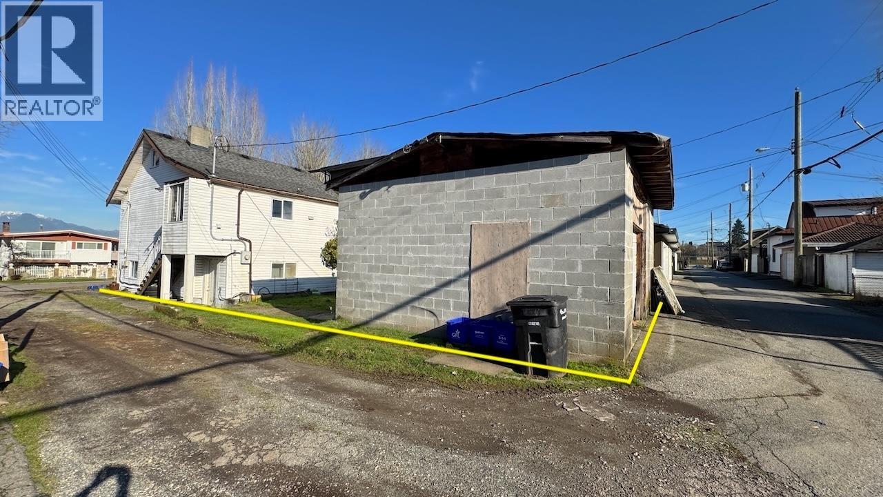 3006 E 25TH AVENUE, Vancouver