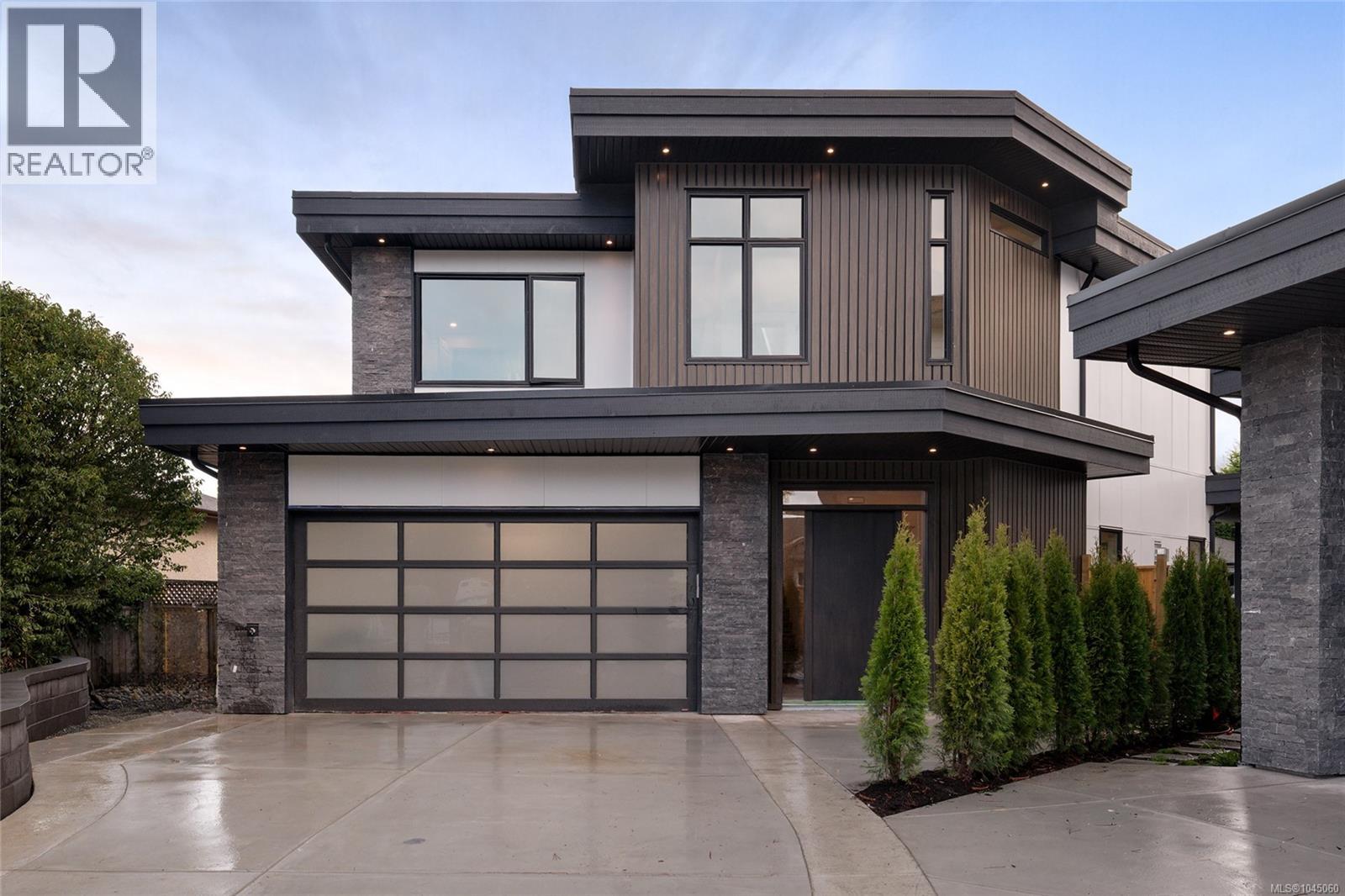 2295 Adela Pl - Image 32