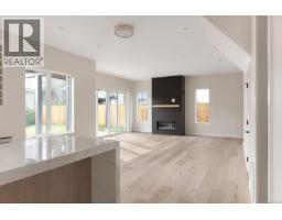Mud room - 2295 Adela Pl, Sidney, BC V8L1R2 Photo 11