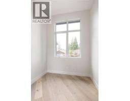 2295 Adela Pl, Sidney, BC V8L1R2 Photo 28