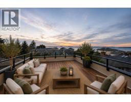 2295 Adela Pl, Sidney, BC V8L1R2 Photo 34