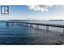 2295 Adela Pl, Sidney, BC V8L1R2 Photo 46