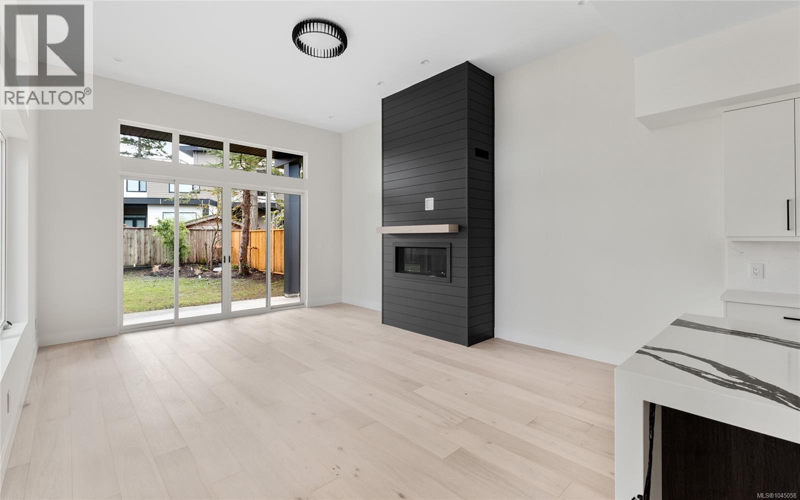 2293 Adela Pl - 11