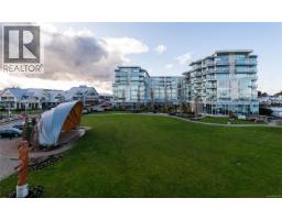 2293 Adela Pl, Sidney, BC V8L1R2 Photo 41