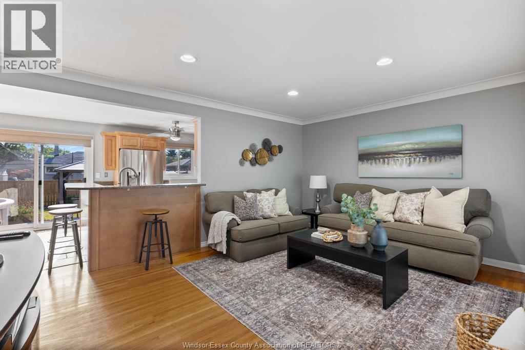 462 DORMAR DRIVE - Image 12