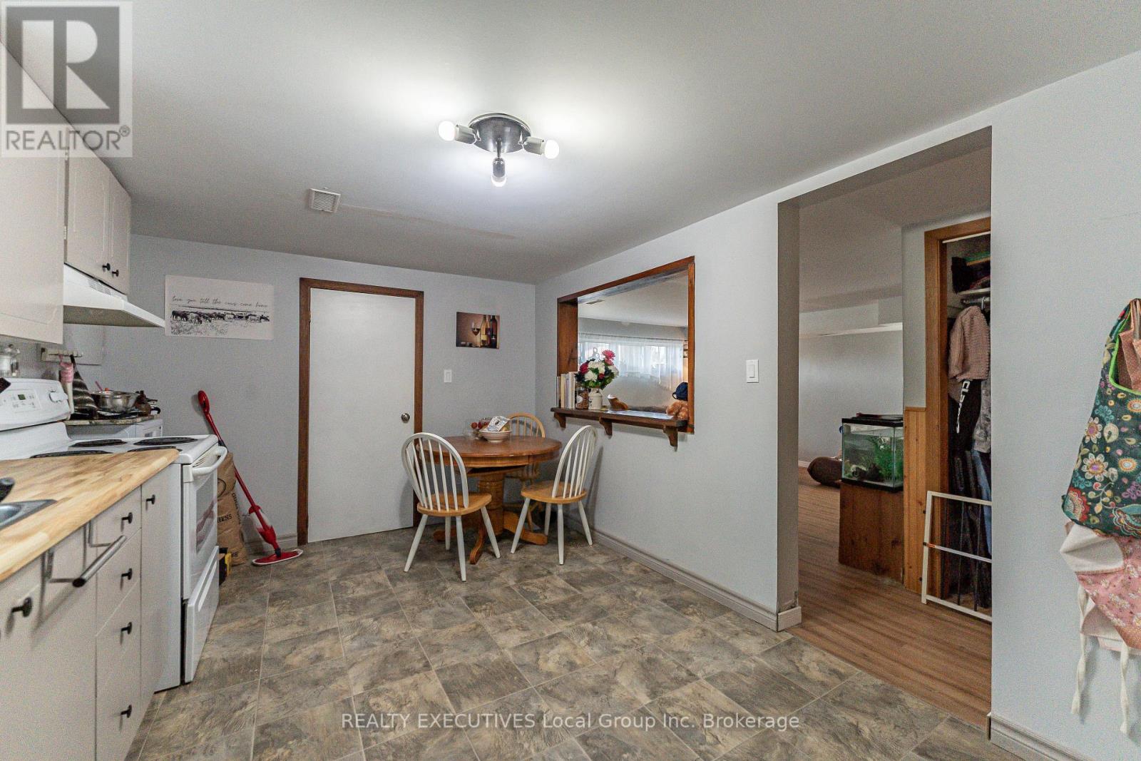 408 NIPISSING STREET - 21