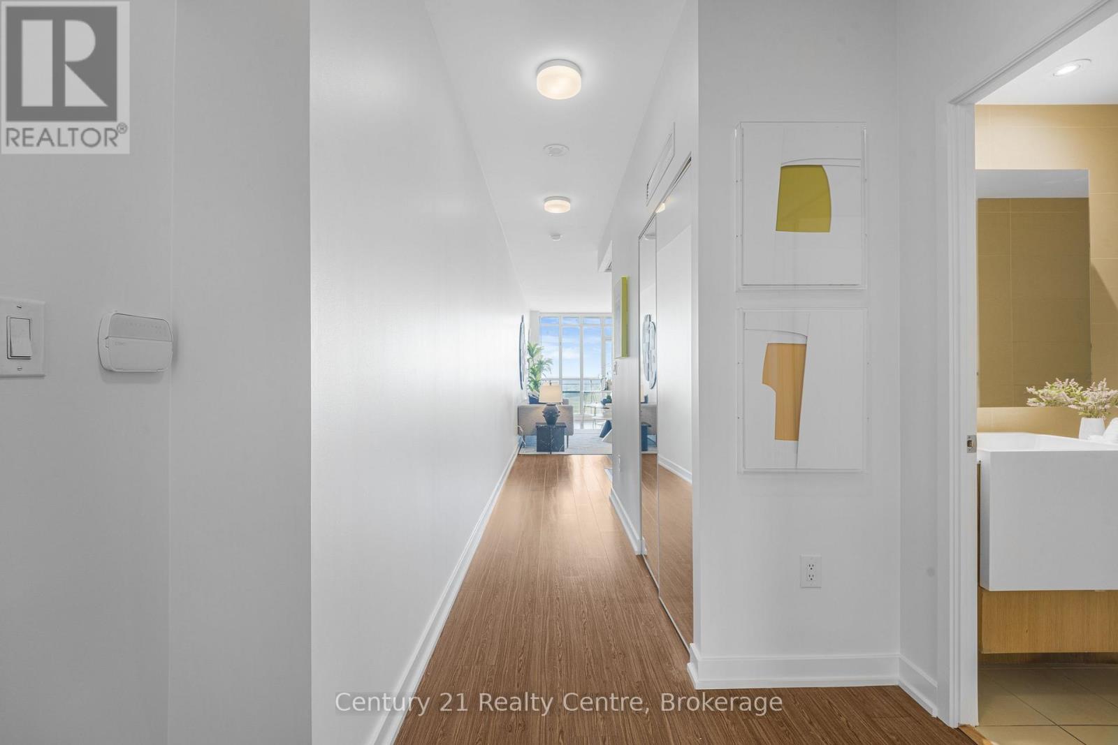 #3307 21 ICEBOAT TERRACE - Image 8