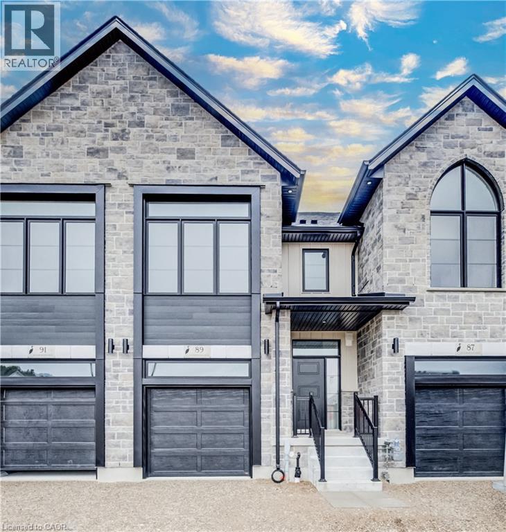 89 RIVERGREEN Crescent — photo 3