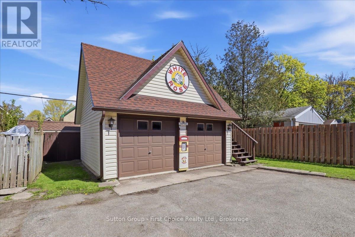 49 WELL STREET - 25