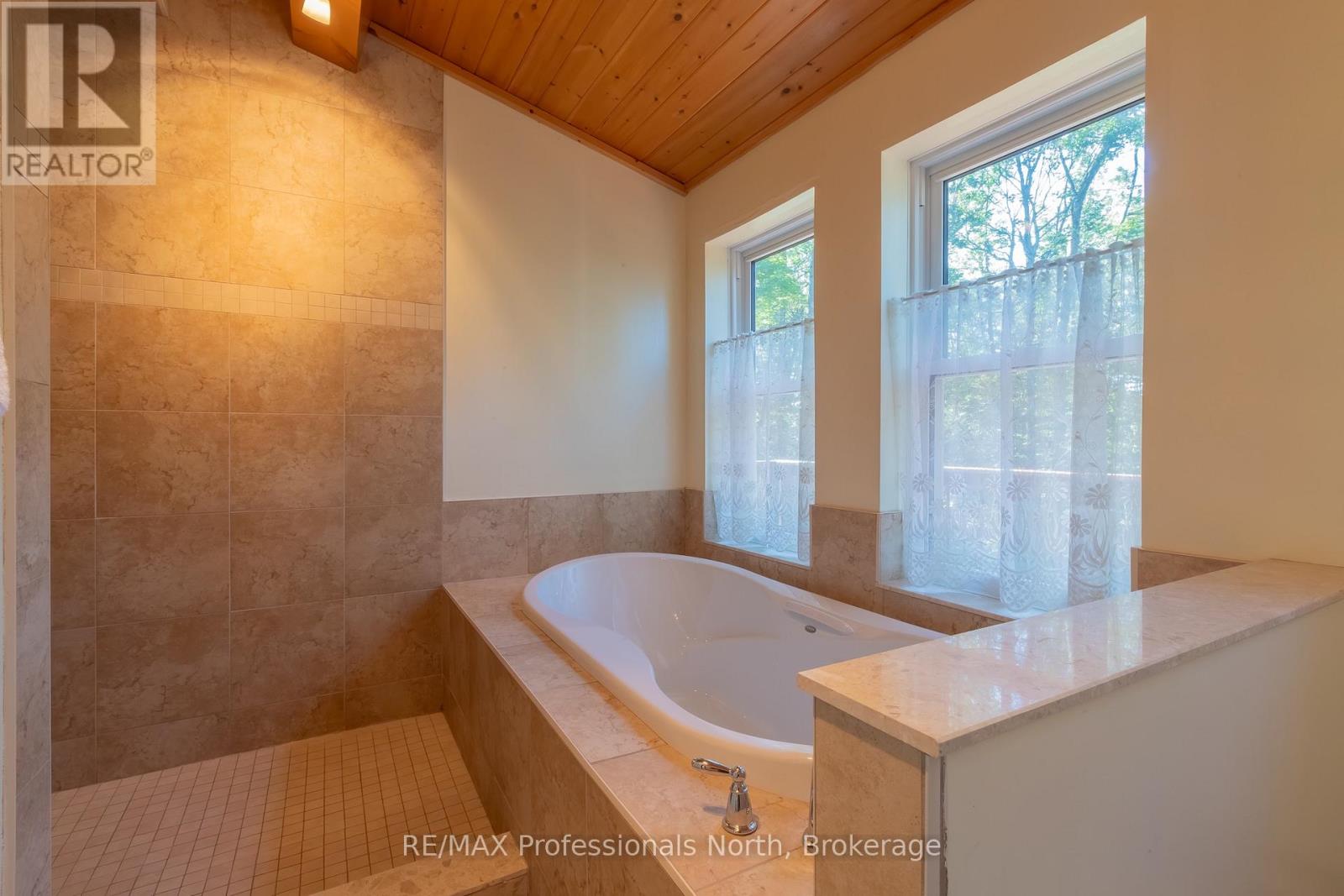 1756 BRUNEL ROAD - Image 37