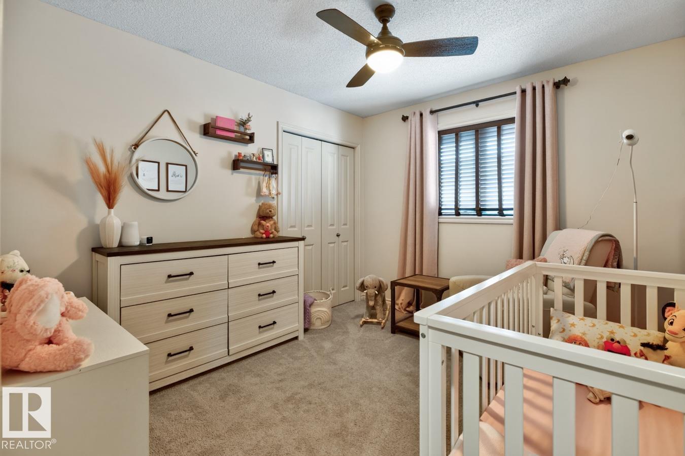 931 REGENCY DR - Image 28