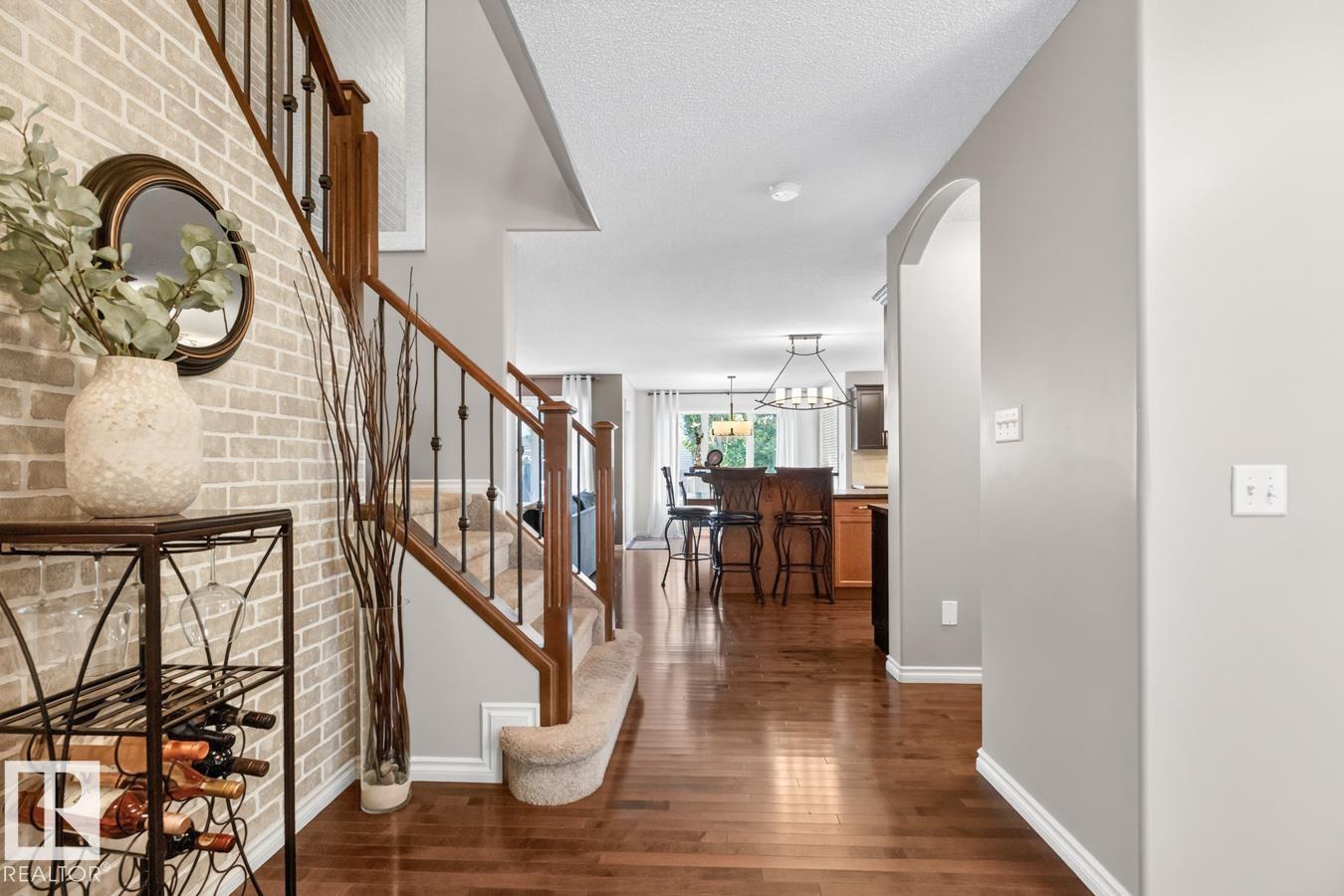931 REGENCY DR - 2
