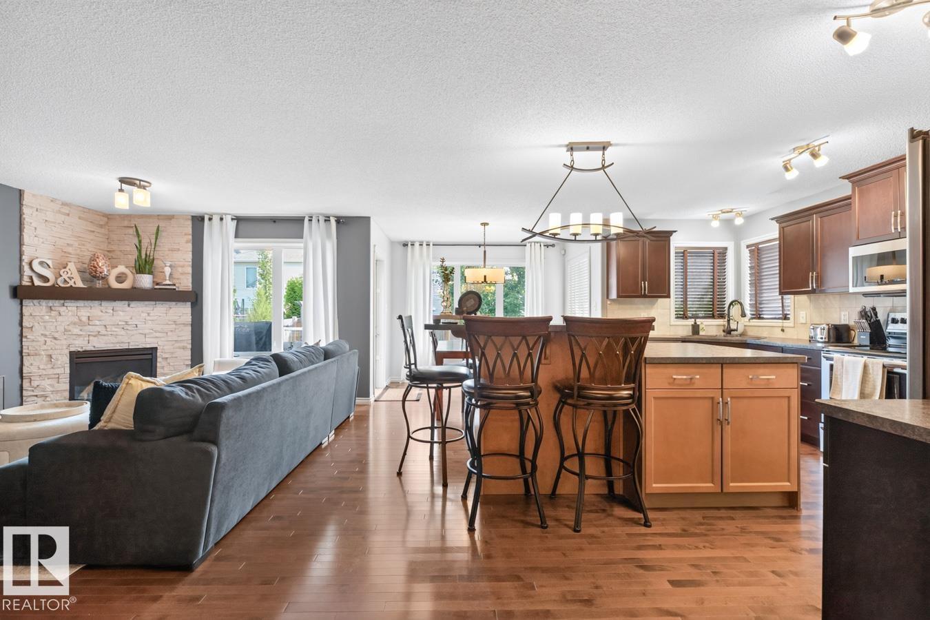 931 REGENCY DR - Image 3