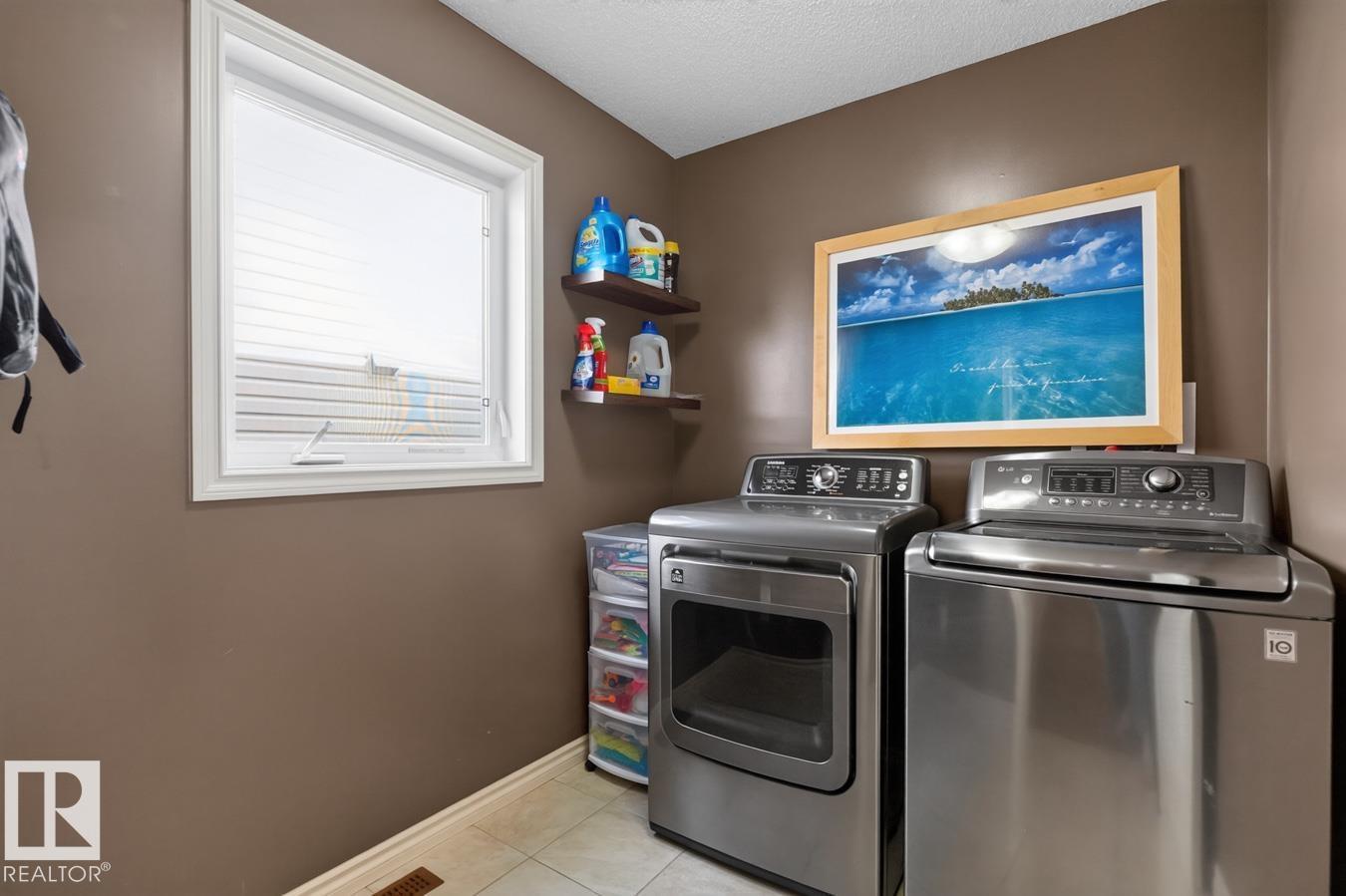 931 REGENCY DR - Image 14