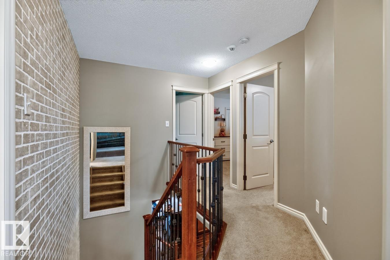 931 REGENCY DR - Image 18