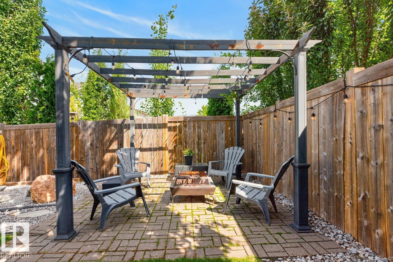 931 REGENCY DR - 43