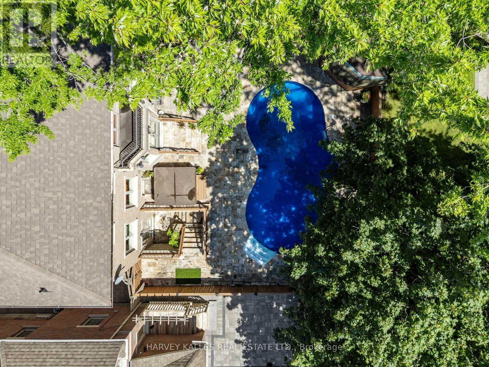 73 CARMICHAEL AVENUE - 40