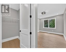 Upper - 929 7th Line, Innisfil, ON L9S4G1 Photo 13