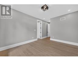 Upper - 929 7th Line, Innisfil, ON L9S4G1 Photo 14
