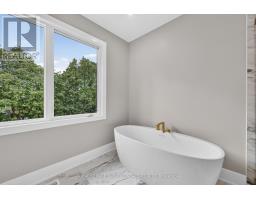 Upper - 929 7th Line, Innisfil, ON L9S4G1 Photo 17