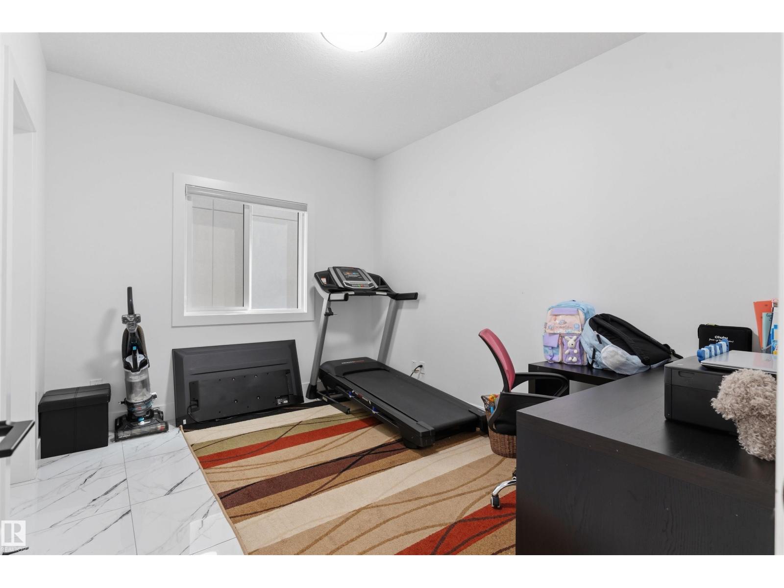 1809 18A AV NW, Laurel, Edmonton photo 5