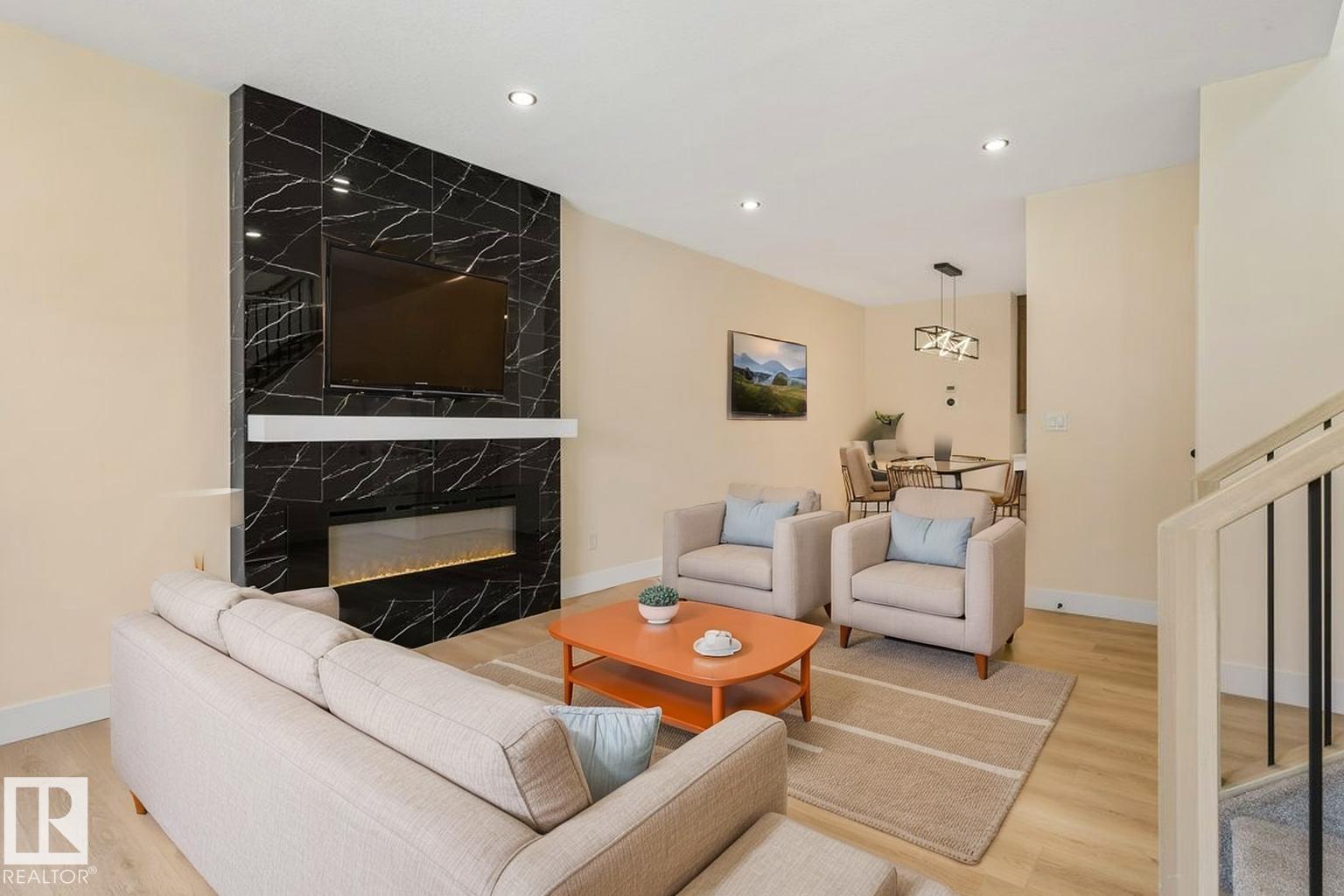 10323 79 ST NW - 8