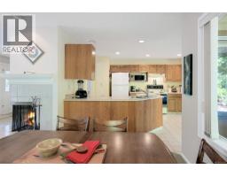 2370 Larsen Rd, Shawnigan Lake, BC V8H2E7 Photo 17