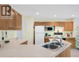2370 Larsen Rd, Shawnigan Lake, BC V8H2E7 Photo 23