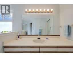 2370 Larsen Rd, Shawnigan Lake, BC V8H2E7 Photo 38
