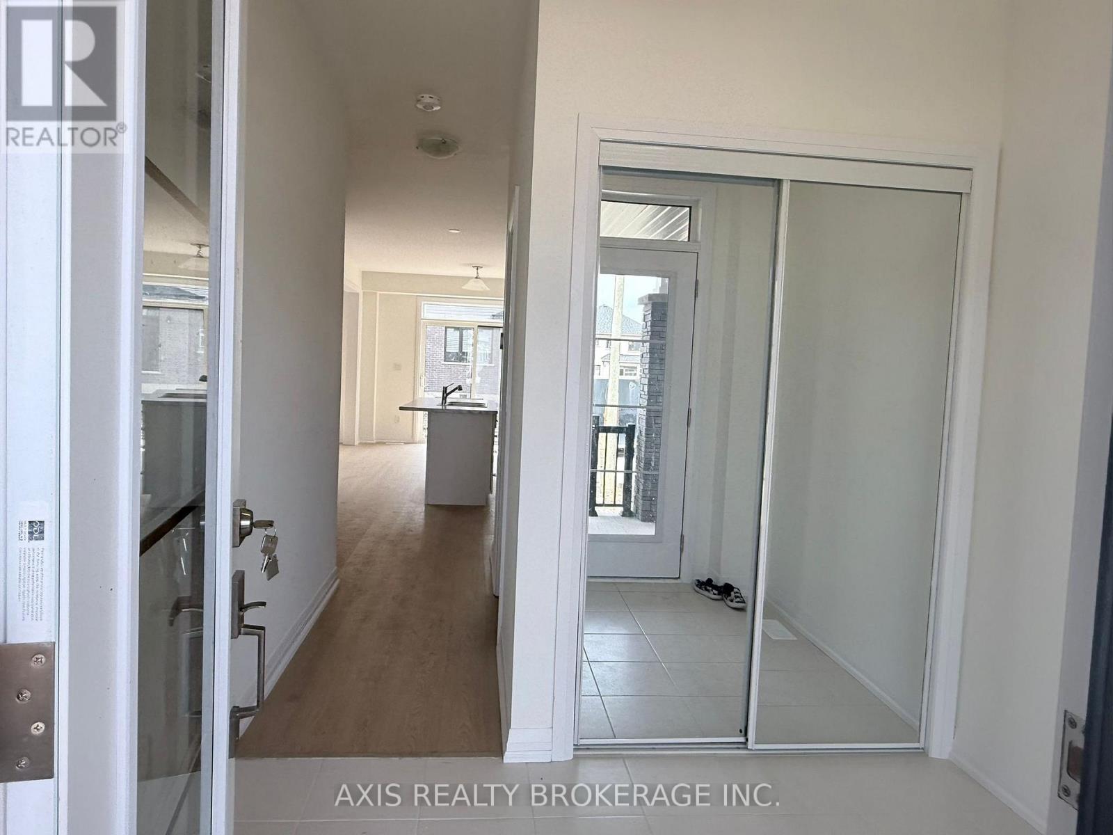 47 PICARD STREET — photo 3