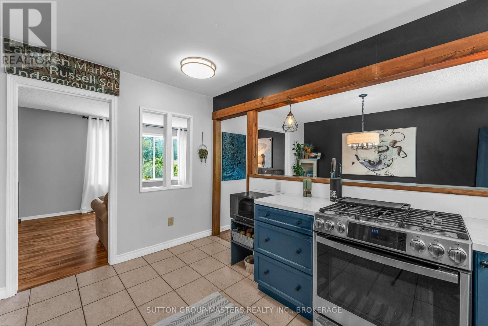 715 COLLINS BAY ROAD - 15