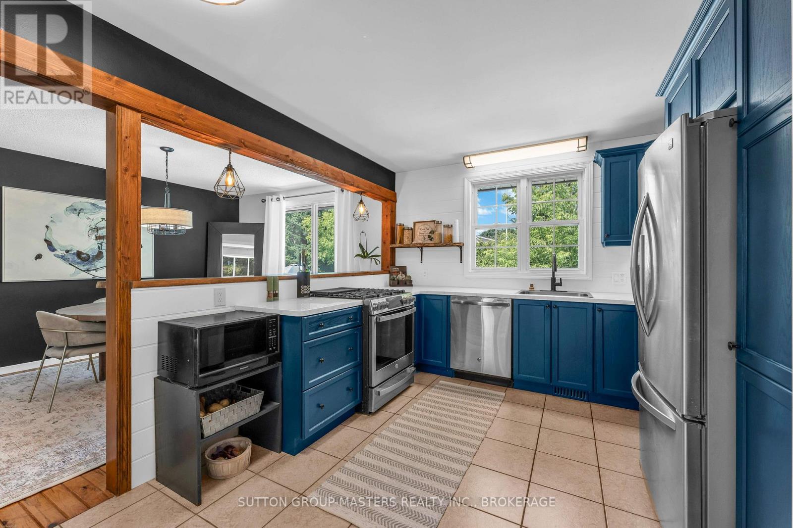 715 COLLINS BAY ROAD - Image 12