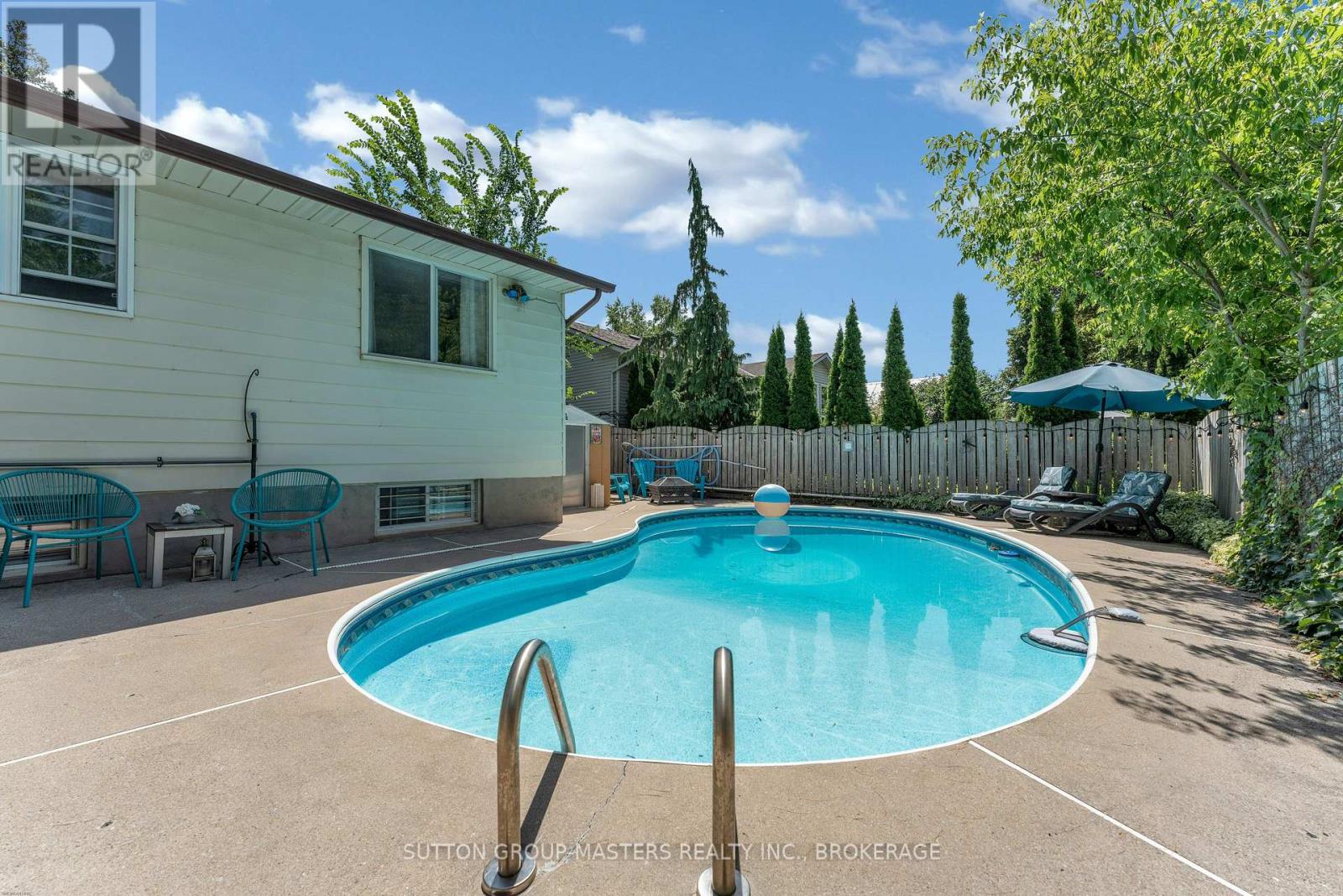 715 COLLINS BAY ROAD - 36