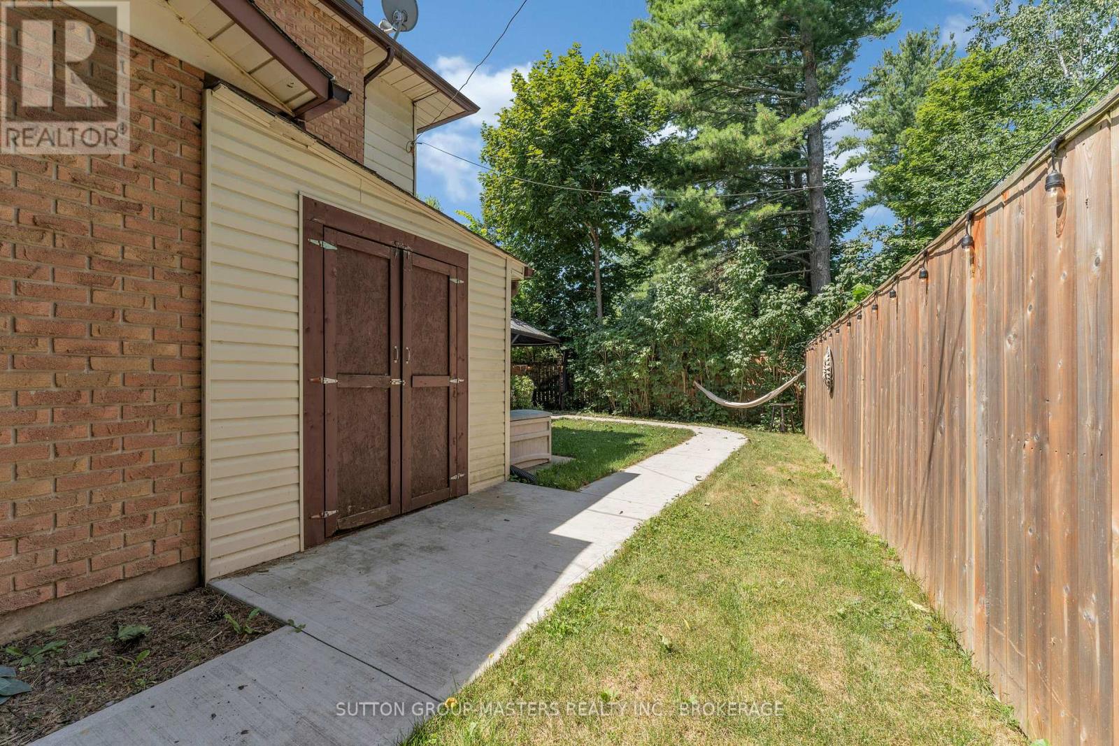 715 COLLINS BAY ROAD - 46