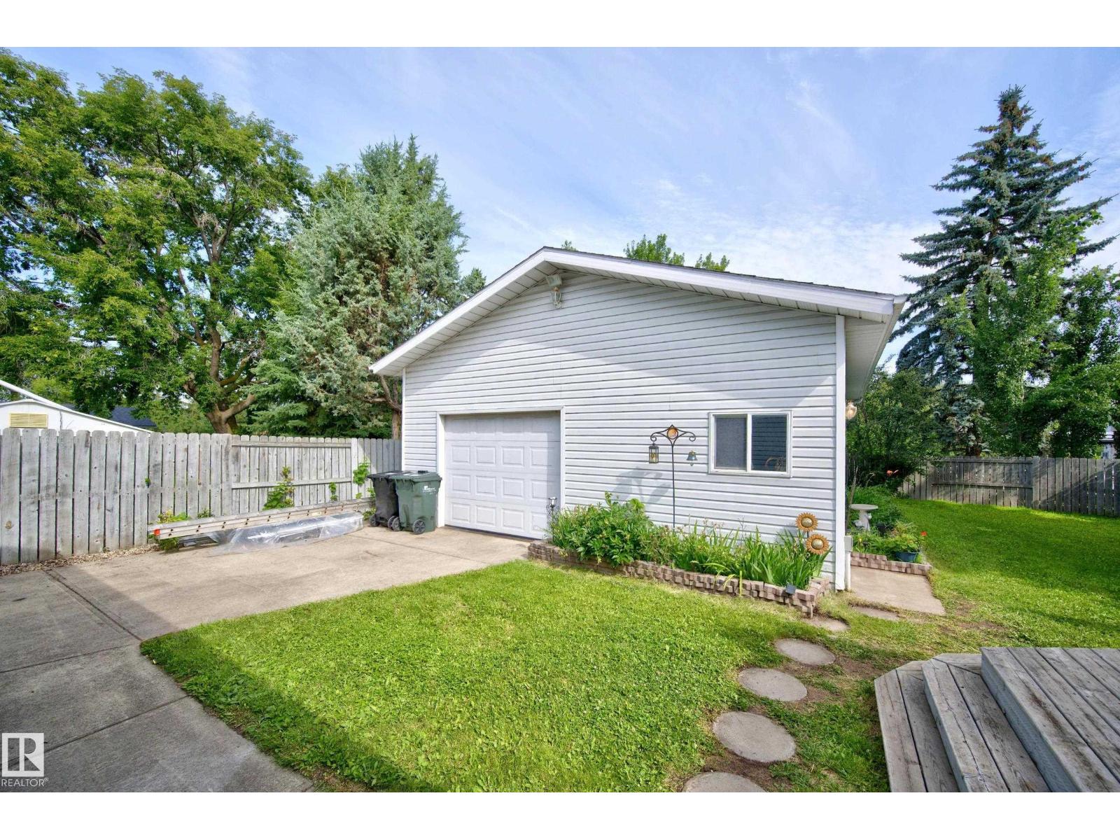 5 Melrose CR - Image 60