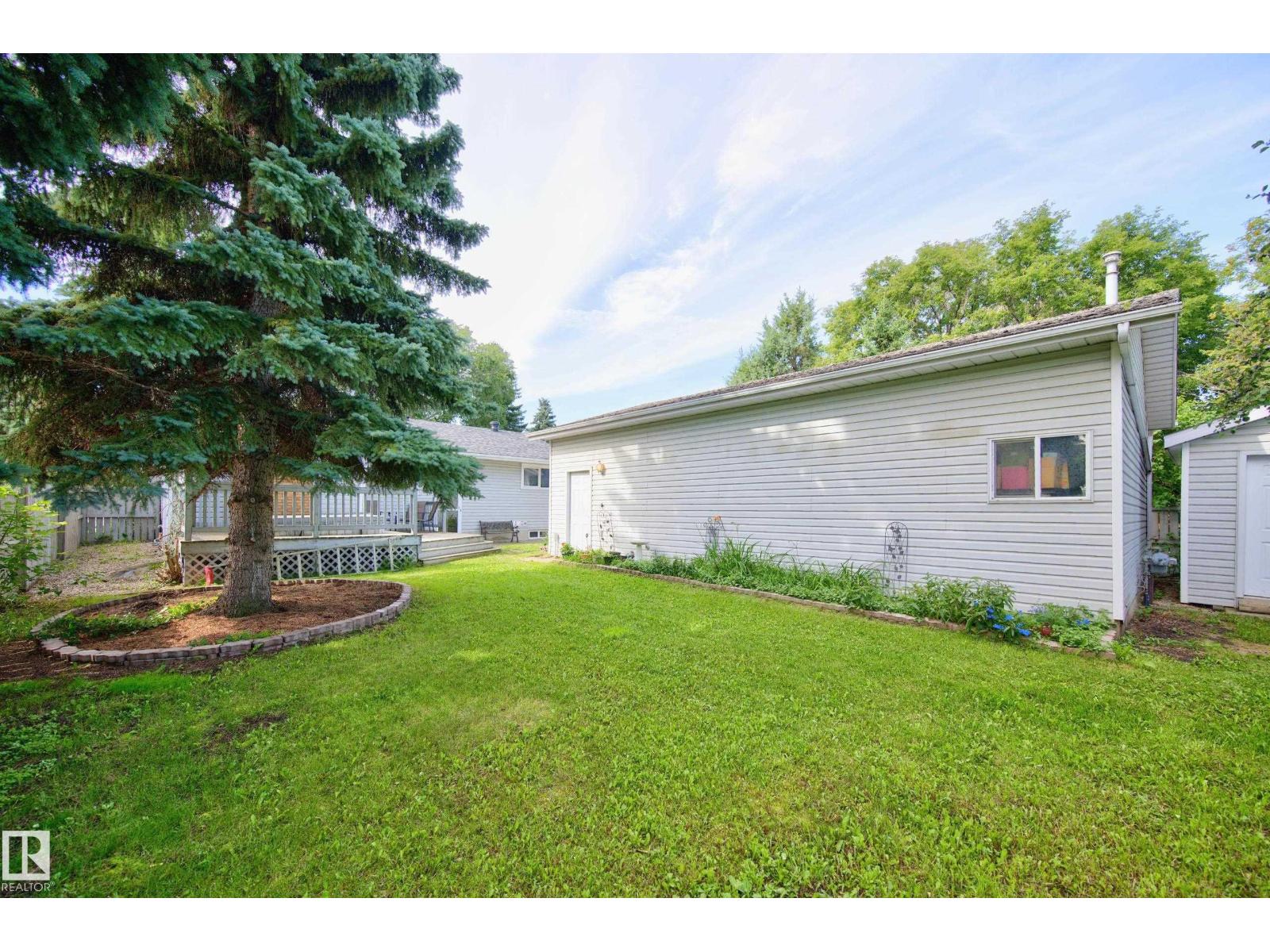 5 Melrose CR - 68