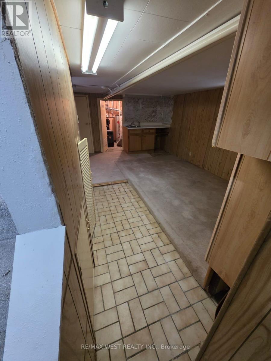 160 KING EDWARD AVENUE - 7