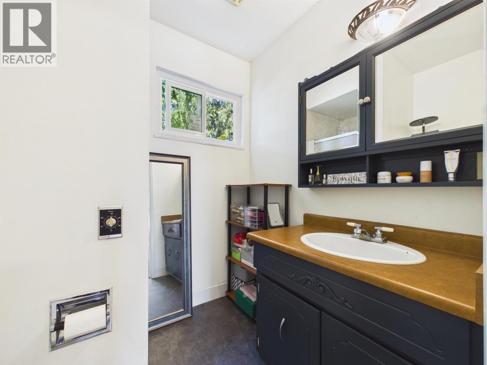 3 Bed, 3 Bath House for Sale in Coquitlam – 1961 FLYNN CRESCENT, Coquitlam – MLS# R3152638 - Image 34